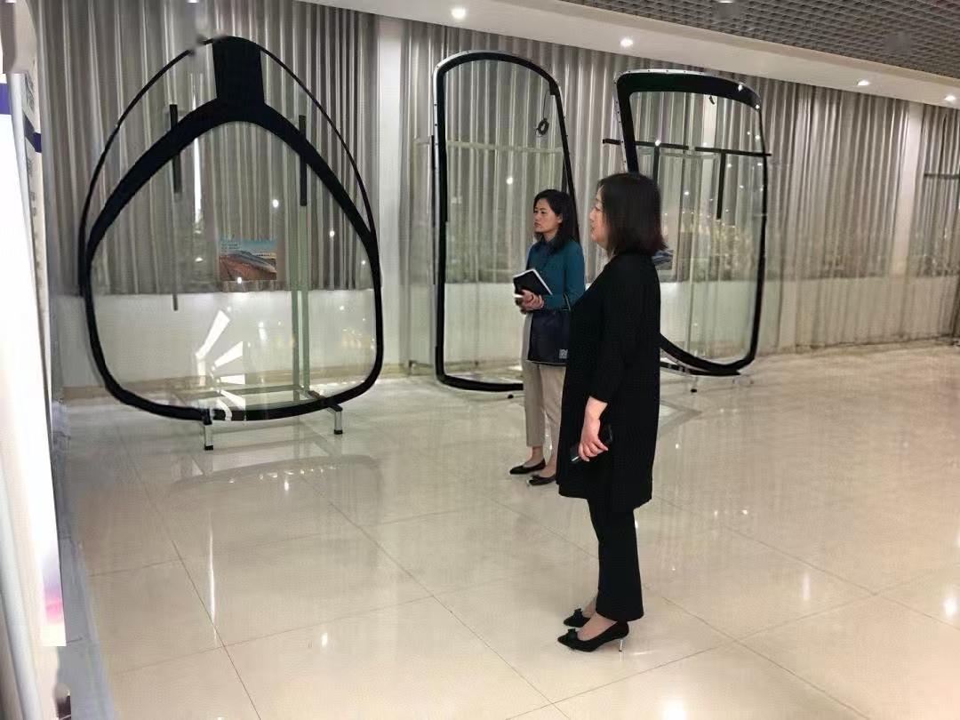 沂蒙山玻璃联合实验室首发：高铁隔热高透畅听特种玻璃智能温控镀膜开启极寒交通新时代(图3)