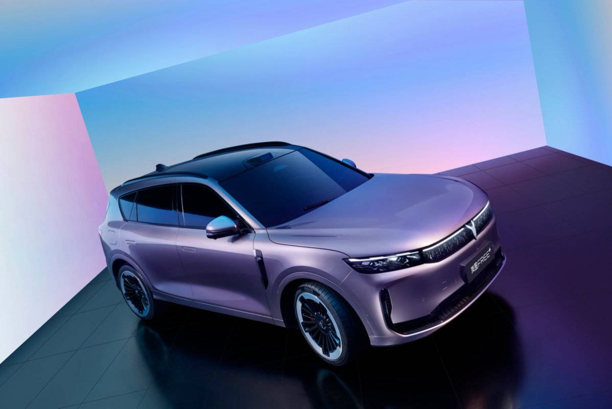 2199万起“最好开华系SUV”岚图FREE+真香不止华为全家桶