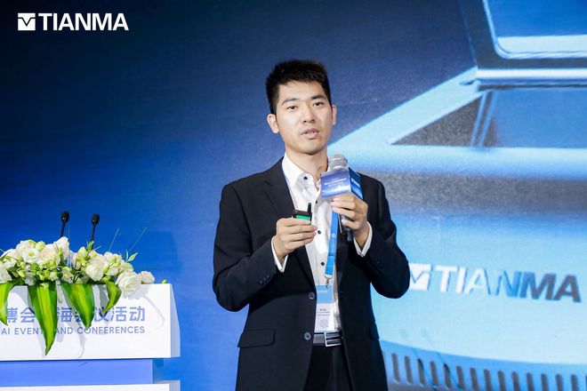 天马Micro-LED透明显示技术亮相进博会拓展车载与商业显示场景(图8)