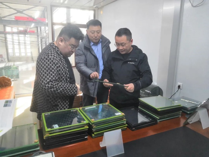 梁刚带队赴外地考察洽谈玻璃项目(图5)