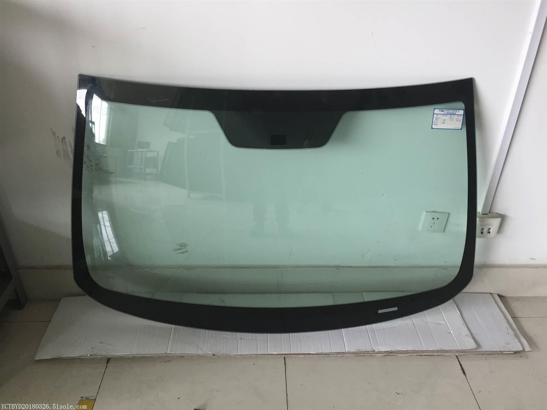 福耀玻璃：公司技术研究和产品方向包括智能全景天幕玻璃