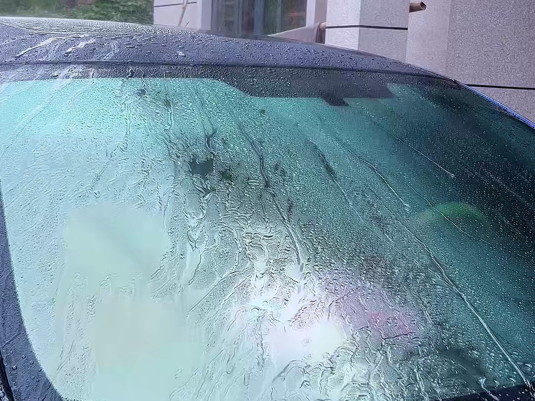 深蓝汽车取得一种玻璃控制系统及车辆专利调节车窗玻璃的透光率