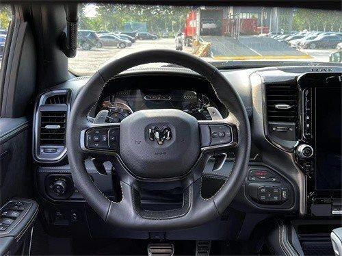 一手本家特价24款道奇公羊霸王龙最低多少钱 现车配置80万起(图7)