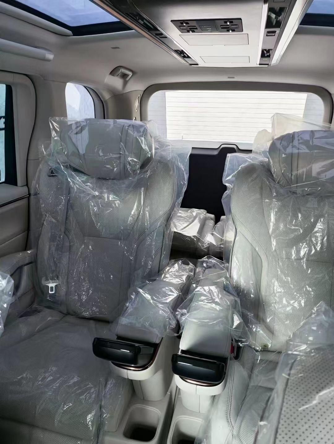 25款雷尔法lm500白黑6座125万天津港提车价格多少全国联保(图7)