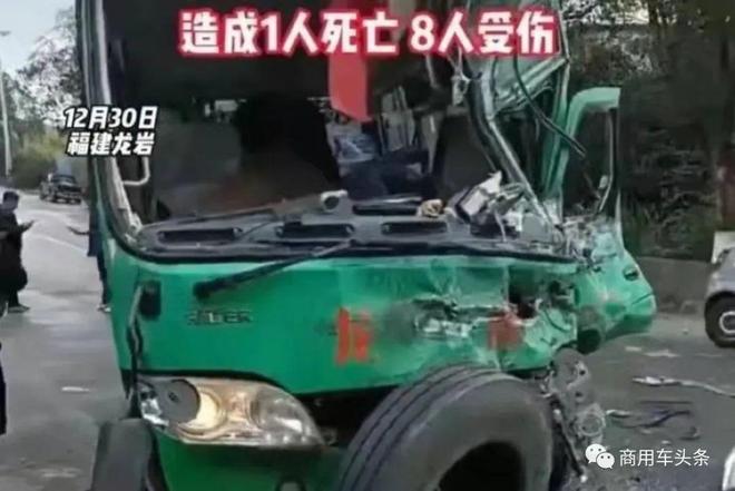 津蓟高速22车追尾8人受伤龙岩水泥罐车与公交相撞1死8伤！(图2)